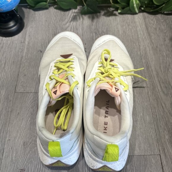 Nike Juniper Trail 3 Sail Dark Pony Crimson Tint Women Running FQ0902-100 10.5 - Picture 7 of 10